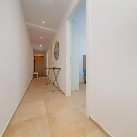 Apartman Seaside 6 *